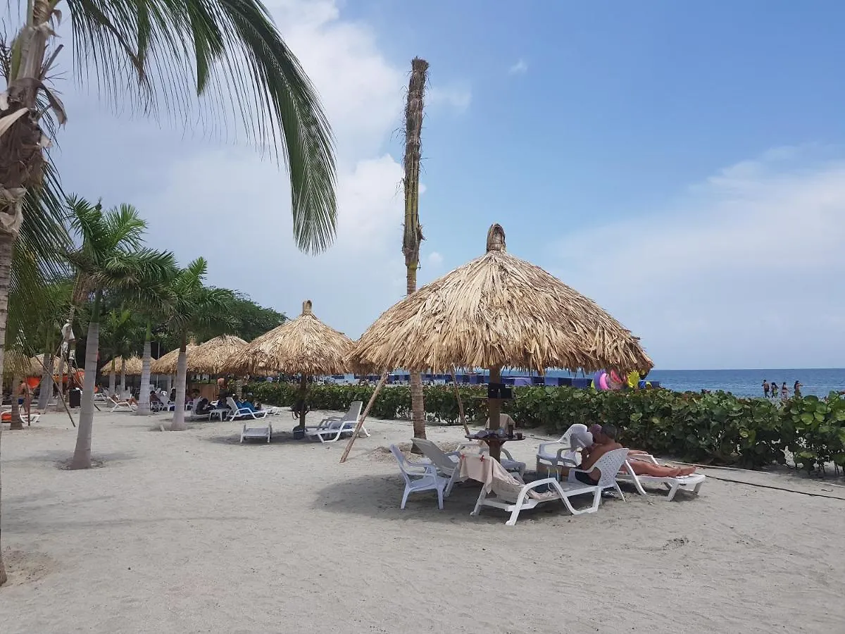 Apartamento SAMARIA CLUB DE PLAYA, Salida Directa al Mar, Santa Marta, Colombia, Santa Marta