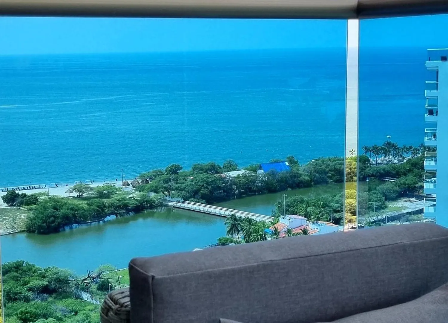 Apartamento SAMARIA CLUB DE PLAYA, Salida Directa al Mar, Santa Marta, Colombia, Santa Marta